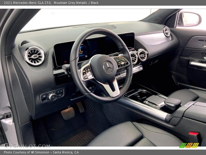 Mountain Grey Metallic / Black 2021 Mercedes-Benz GLA 250