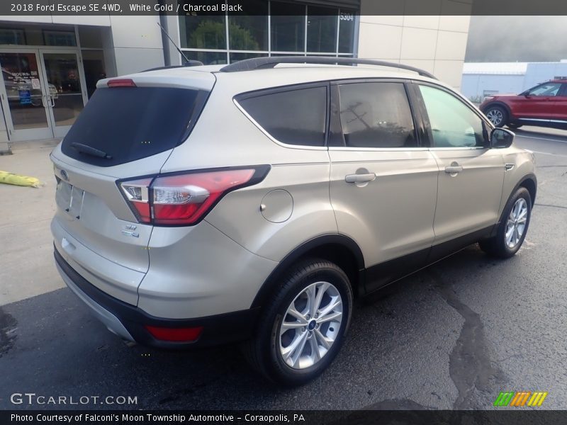 White Gold / Charcoal Black 2018 Ford Escape SE 4WD