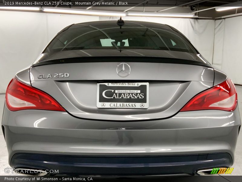 Mountain Grey Metallic / Black 2019 Mercedes-Benz CLA 250 Coupe