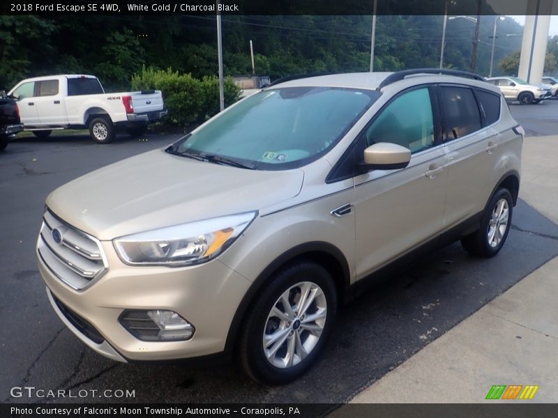 White Gold / Charcoal Black 2018 Ford Escape SE 4WD