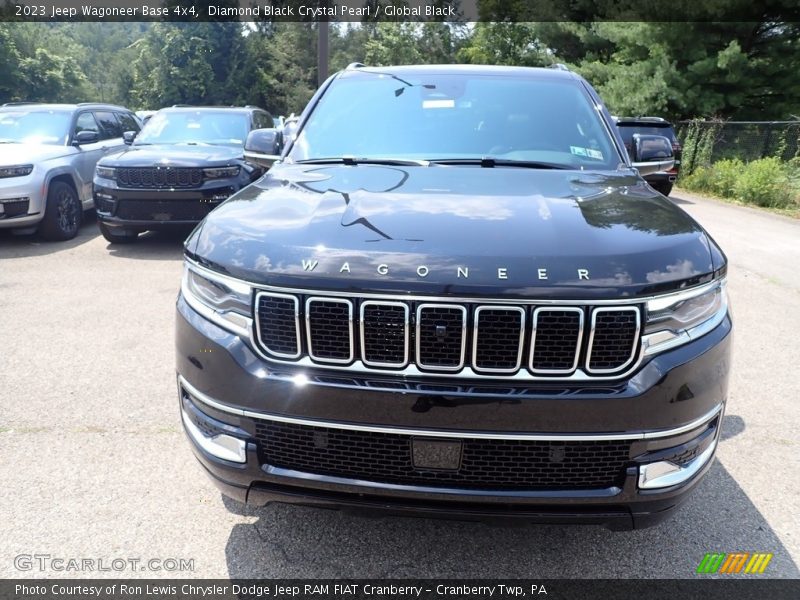 Diamond Black Crystal Pearl / Global Black 2023 Jeep Wagoneer Base 4x4