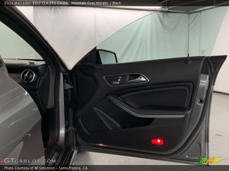Mountain Grey Metallic / Black 2019 Mercedes-Benz CLA 250 Coupe