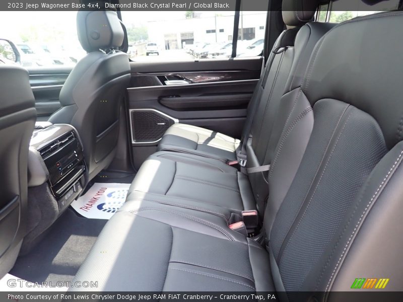 Diamond Black Crystal Pearl / Global Black 2023 Jeep Wagoneer Base 4x4