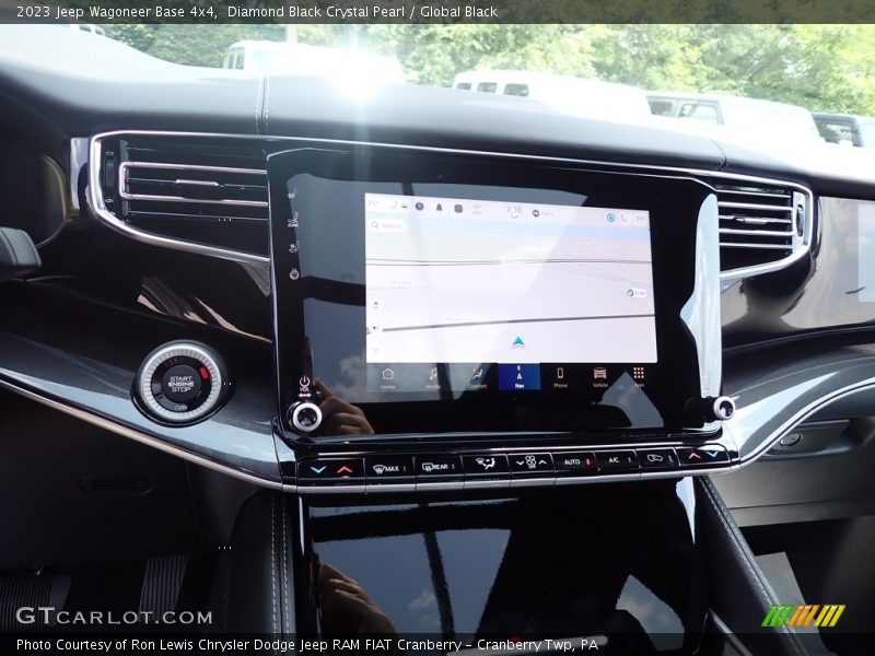 Diamond Black Crystal Pearl / Global Black 2023 Jeep Wagoneer Base 4x4