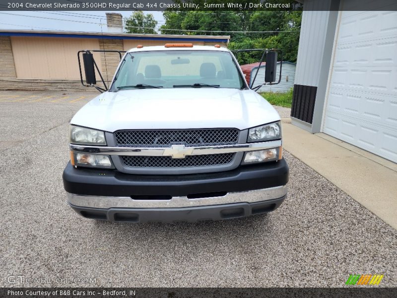 Summit White / Dark Charcoal 2004 Chevrolet Silverado 3500HD Regular Cab 4x4 Chassis Utility