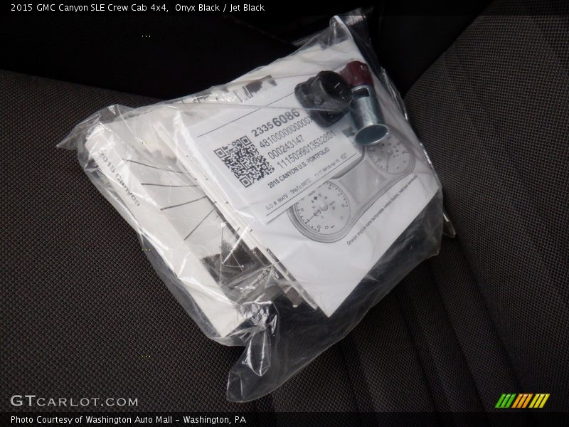 Onyx Black / Jet Black 2015 GMC Canyon SLE Crew Cab 4x4