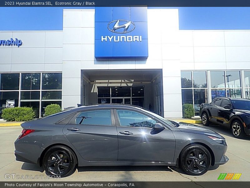 Ecotronic Gray / Black 2023 Hyundai Elantra SEL