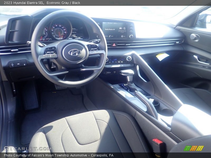 Ecotronic Gray / Black 2023 Hyundai Elantra SEL