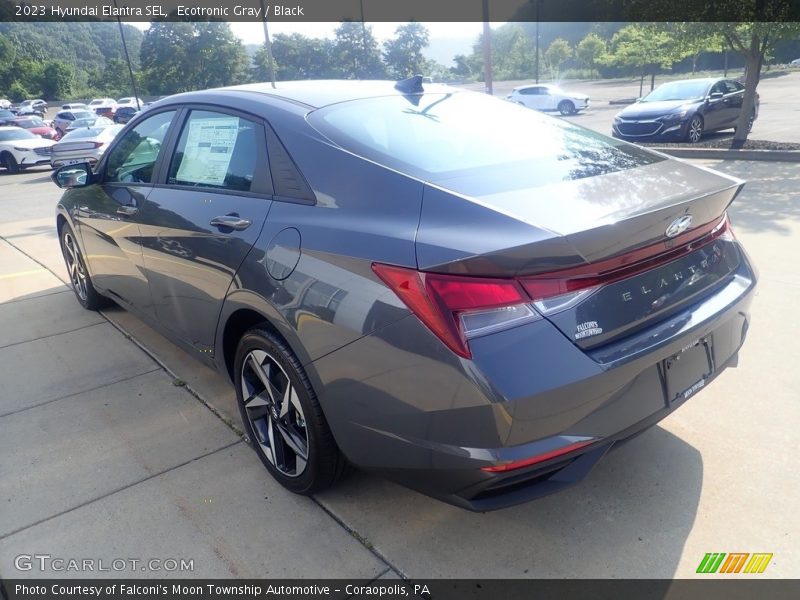 Ecotronic Gray / Black 2023 Hyundai Elantra SEL