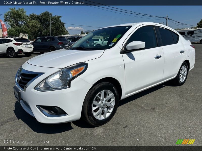 Front 3/4 View of 2019 Versa SV