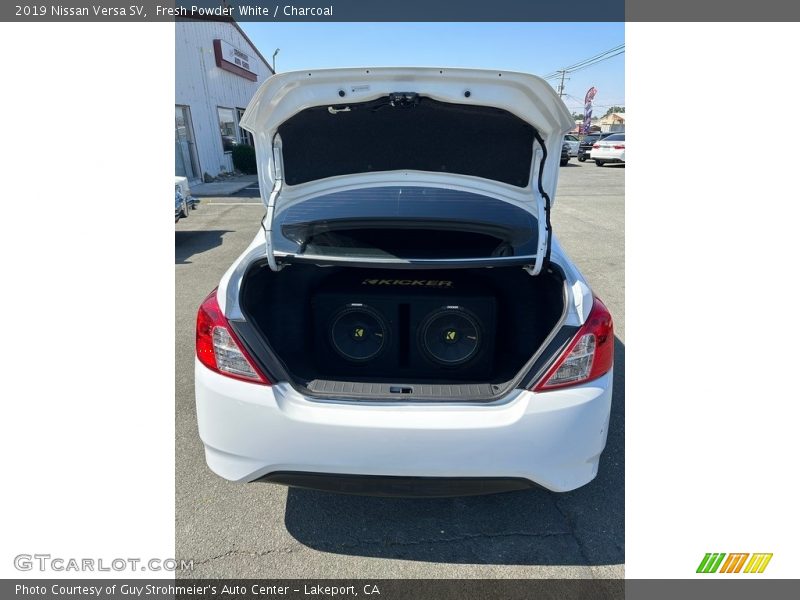 Fresh Powder White / Charcoal 2019 Nissan Versa SV