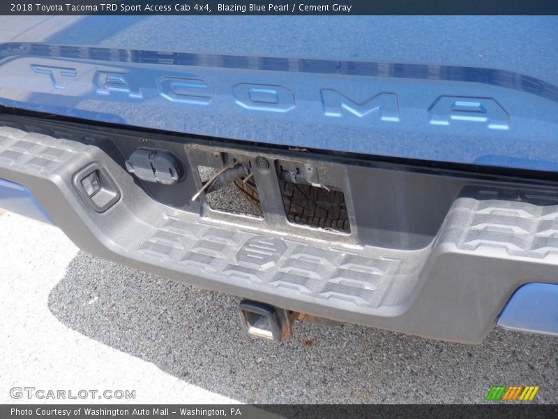 Blazing Blue Pearl / Cement Gray 2018 Toyota Tacoma TRD Sport Access Cab 4x4
