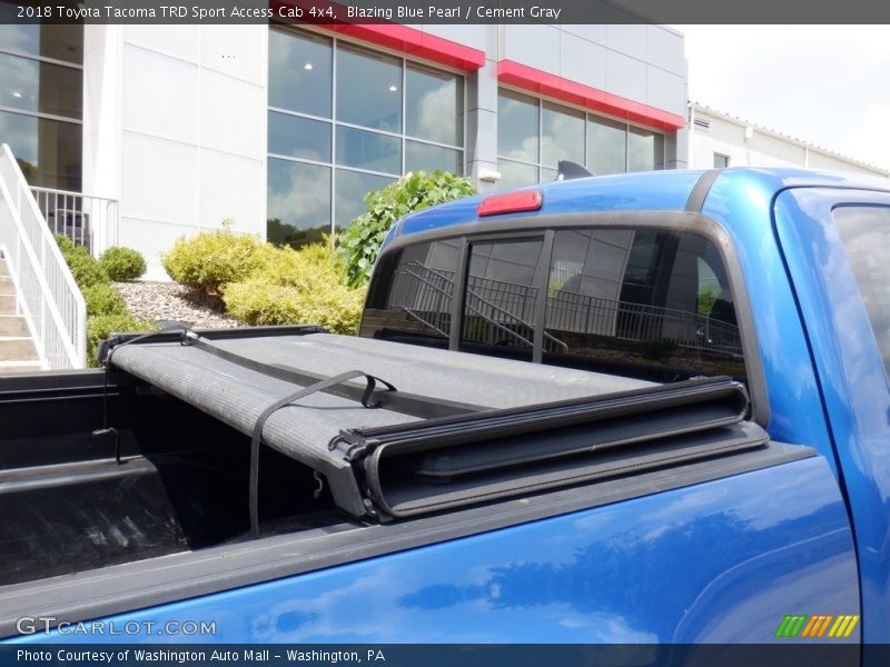 Blazing Blue Pearl / Cement Gray 2018 Toyota Tacoma TRD Sport Access Cab 4x4