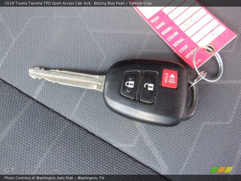 Blazing Blue Pearl / Cement Gray 2018 Toyota Tacoma TRD Sport Access Cab 4x4