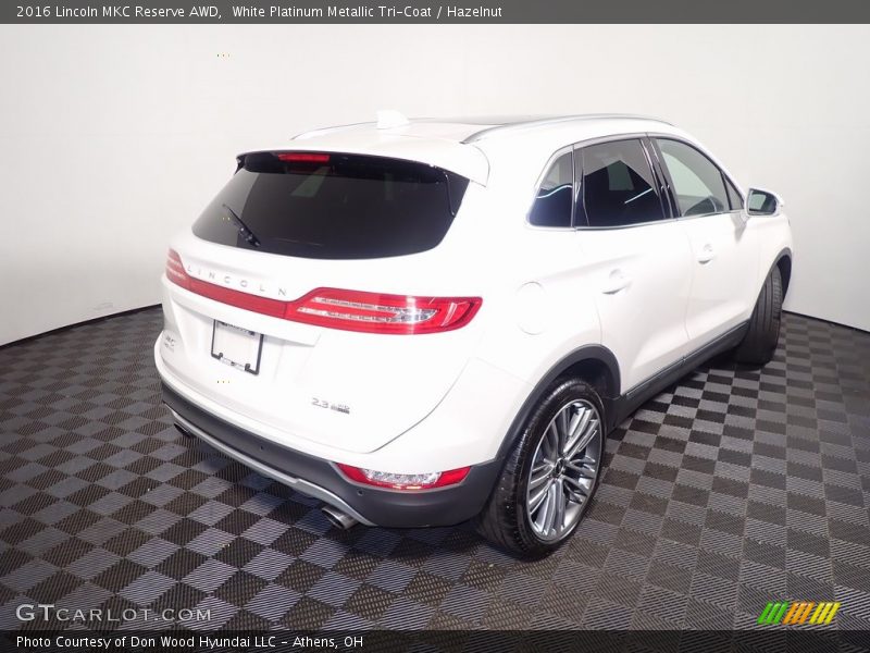 White Platinum Metallic Tri-Coat / Hazelnut 2016 Lincoln MKC Reserve AWD