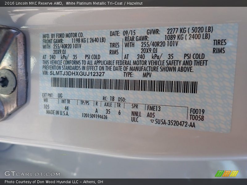 White Platinum Metallic Tri-Coat / Hazelnut 2016 Lincoln MKC Reserve AWD