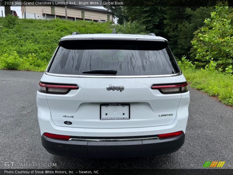 Bright White / Global Black 2023 Jeep Grand Cherokee L Limited 4x4