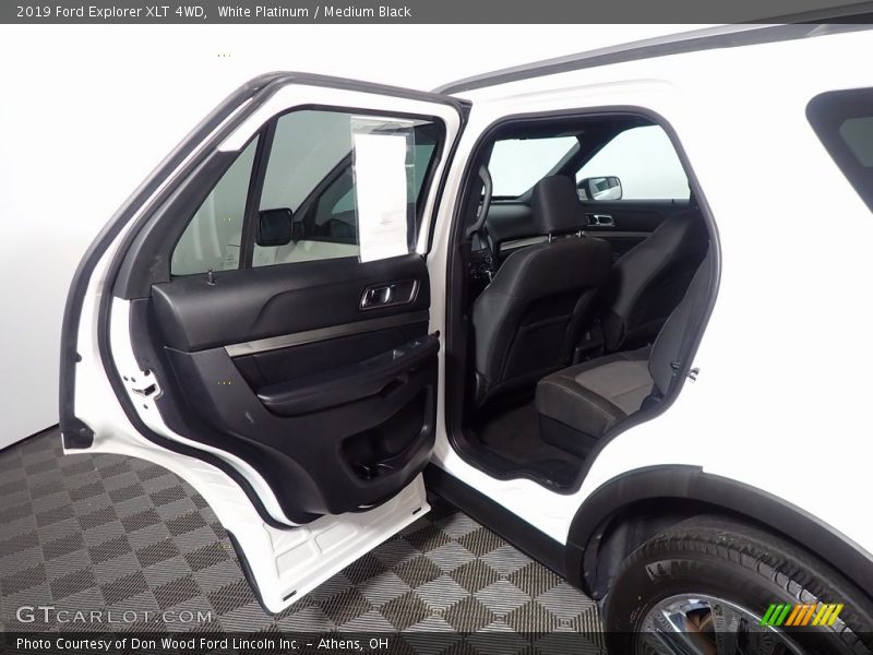 White Platinum / Medium Black 2019 Ford Explorer XLT 4WD