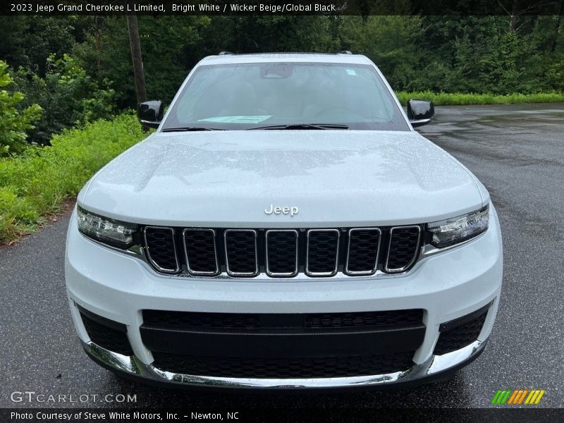 Bright White / Wicker Beige/Global Black 2023 Jeep Grand Cherokee L Limited