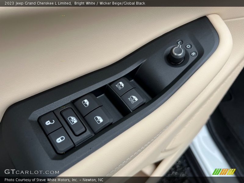 Bright White / Wicker Beige/Global Black 2023 Jeep Grand Cherokee L Limited