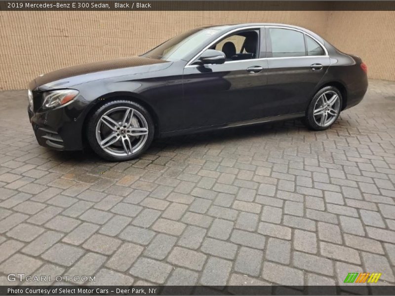 Black / Black 2019 Mercedes-Benz E 300 Sedan