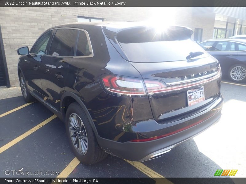 Infinite Black Metallic / Ebony 2022 Lincoln Nautilus Standard AWD
