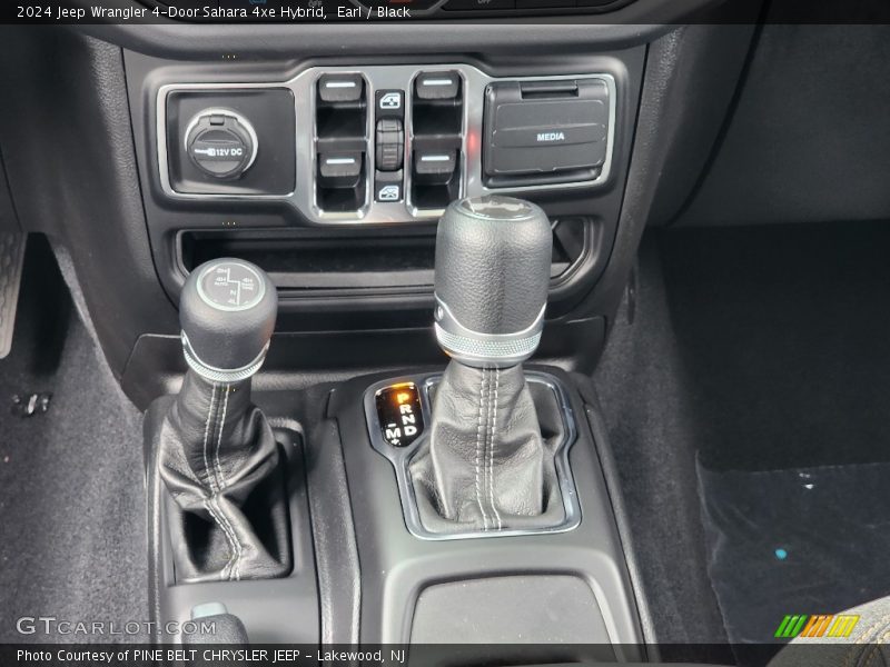  2024 Wrangler 4-Door Sahara 4xe Hybrid 8 Speed Automatic Shifter