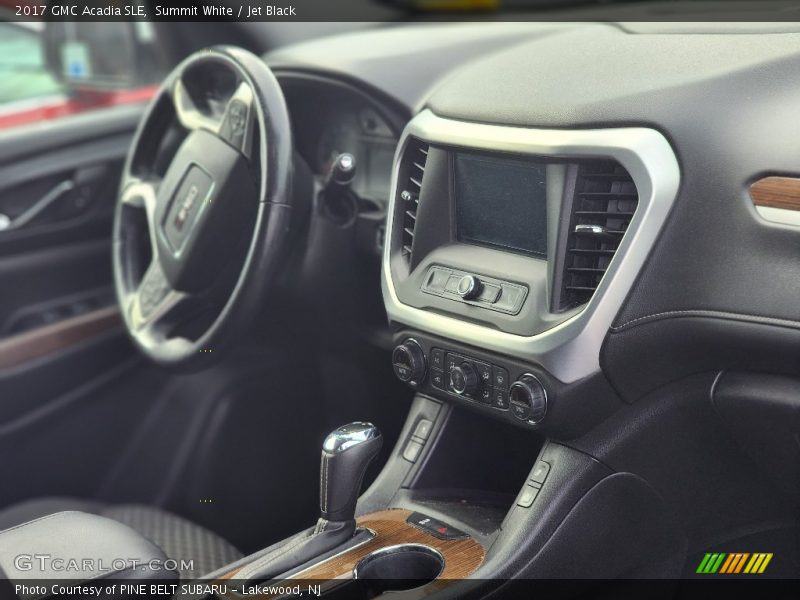 Summit White / Jet Black 2017 GMC Acadia SLE