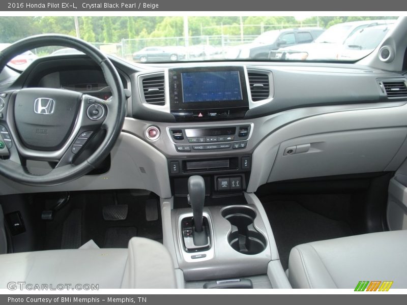Dashboard of 2016 Pilot EX-L
