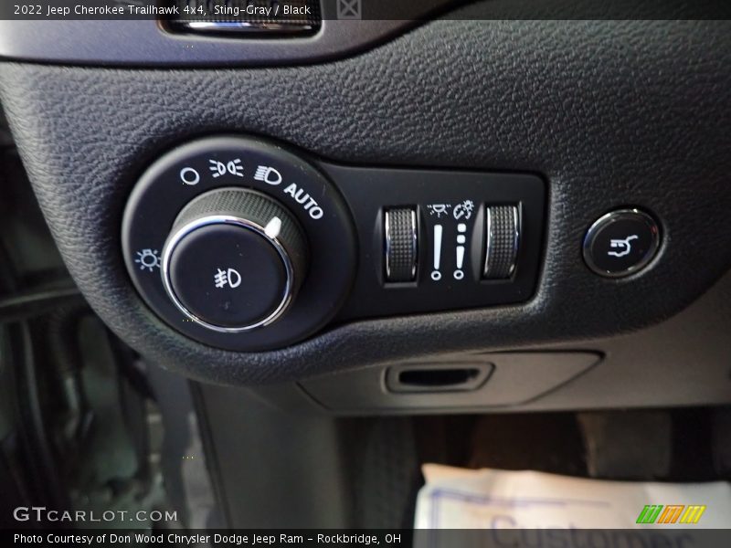 Sting-Gray / Black 2022 Jeep Cherokee Trailhawk 4x4