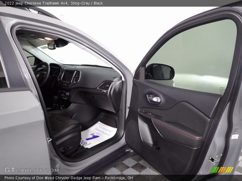 Sting-Gray / Black 2022 Jeep Cherokee Trailhawk 4x4