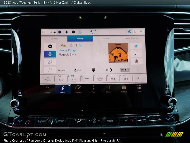 Silver Zynith / Global Black 2023 Jeep Wagoneer Series III 4x4