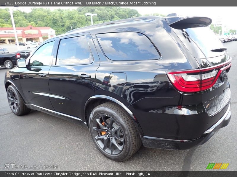 DB Black / Black/Orange Accent Stitching 2023 Dodge Durango R/T Hemi Orange AWD