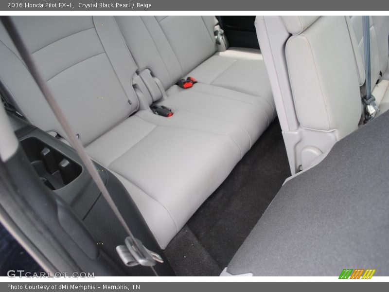 Rear Seat of 2016 Pilot EX-L