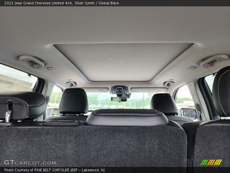 Silver Zynith / Global Black 2023 Jeep Grand Cherokee Limited 4x4