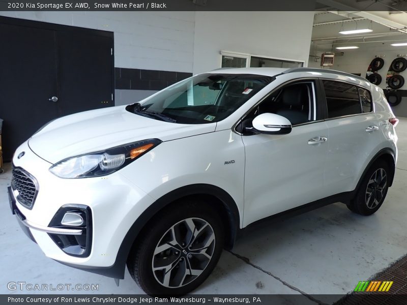 Snow White Pearl / Black 2020 Kia Sportage EX AWD