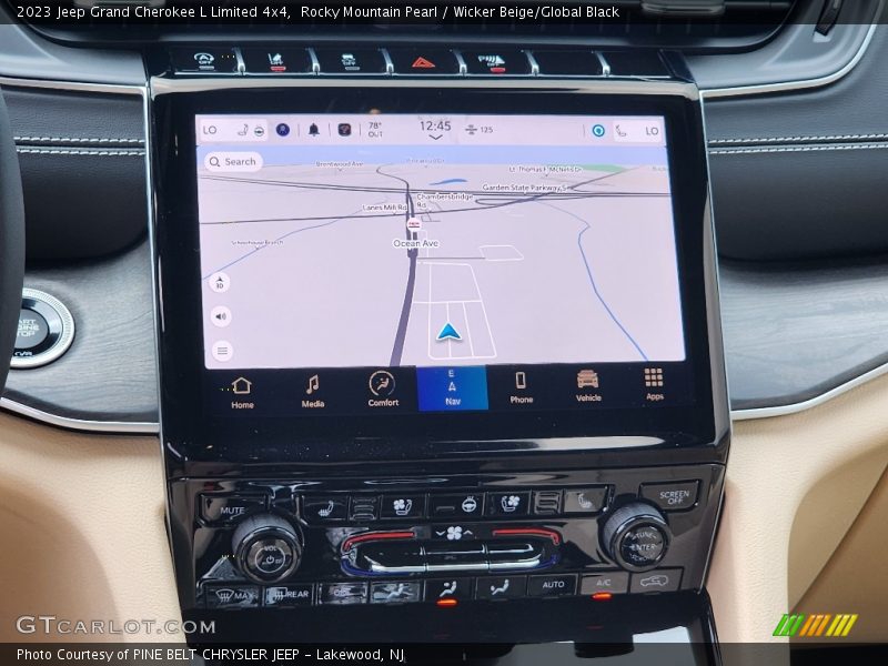 Navigation of 2023 Grand Cherokee L Limited 4x4