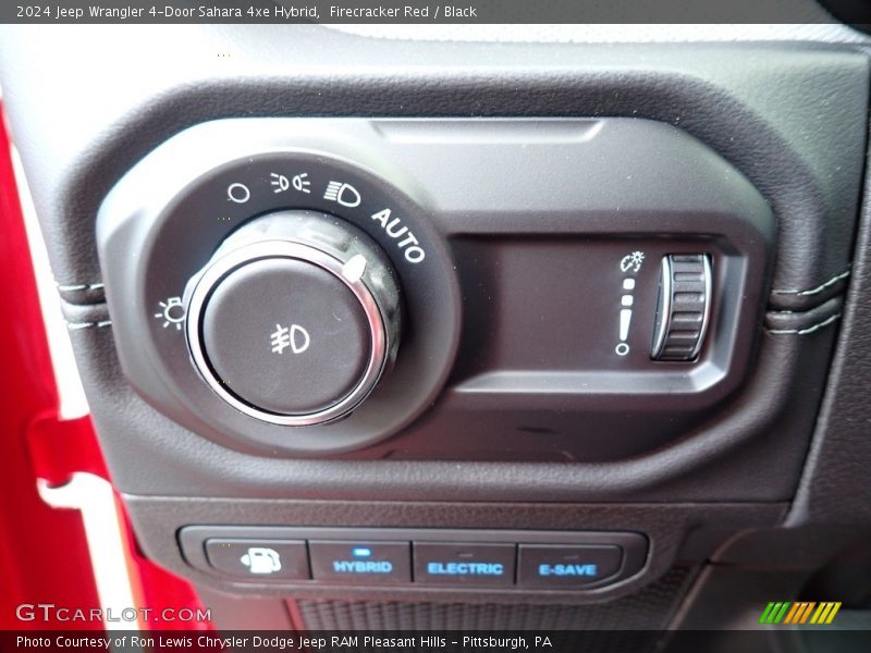 Controls of 2024 Wrangler 4-Door Sahara 4xe Hybrid