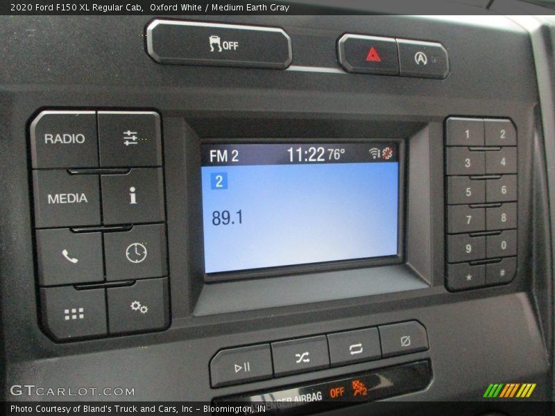Oxford White / Medium Earth Gray 2020 Ford F150 XL Regular Cab