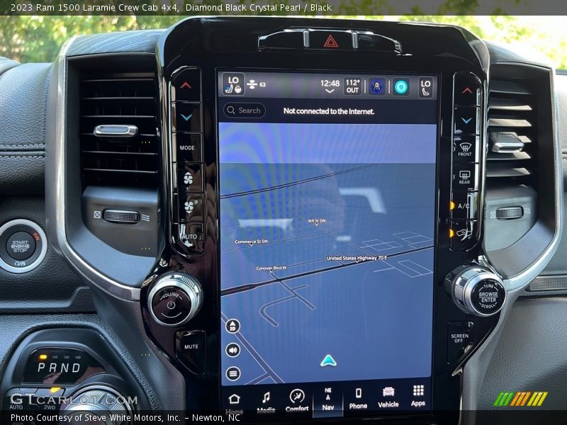 Navigation of 2023 1500 Laramie Crew Cab 4x4
