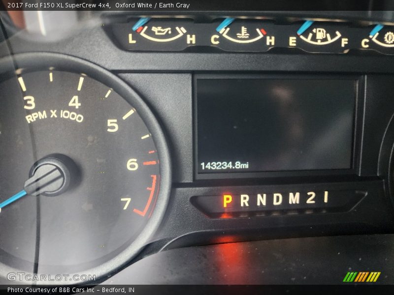 Oxford White / Earth Gray 2017 Ford F150 XL SuperCrew 4x4