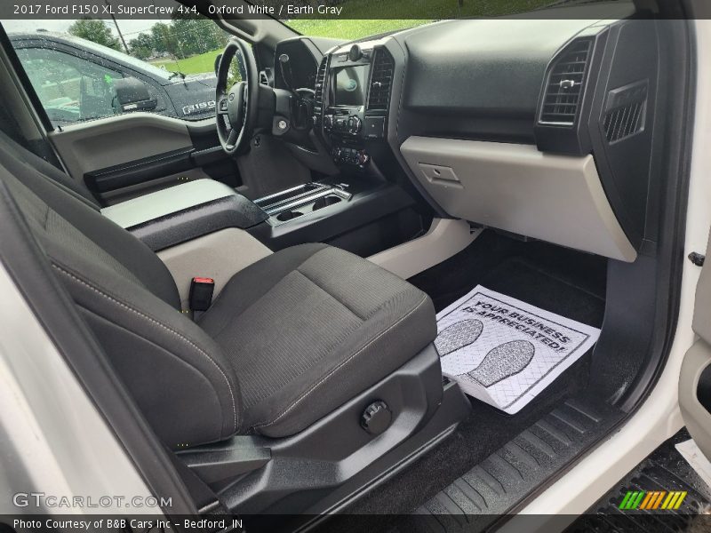 Oxford White / Earth Gray 2017 Ford F150 XL SuperCrew 4x4