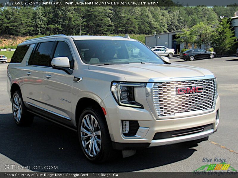 Pearl Beige Metallic / Very Dark Ash Gray/Dark Walnut 2022 GMC Yukon XL Denali 4WD