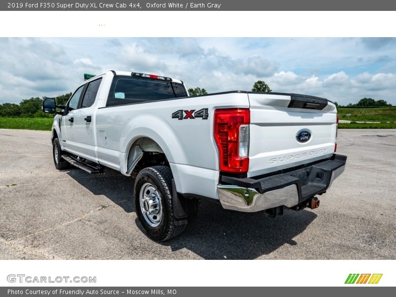 Oxford White / Earth Gray 2019 Ford F350 Super Duty XL Crew Cab 4x4