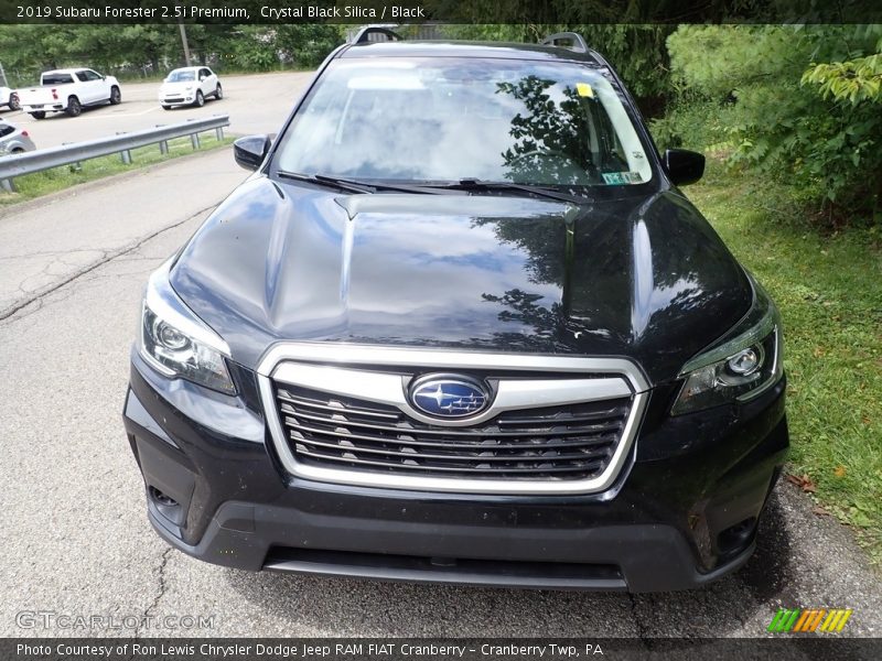 Crystal Black Silica / Black 2019 Subaru Forester 2.5i Premium