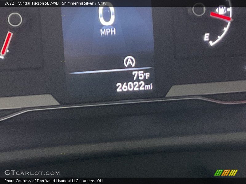 Shimmering Silver / Gray 2022 Hyundai Tucson SE AWD