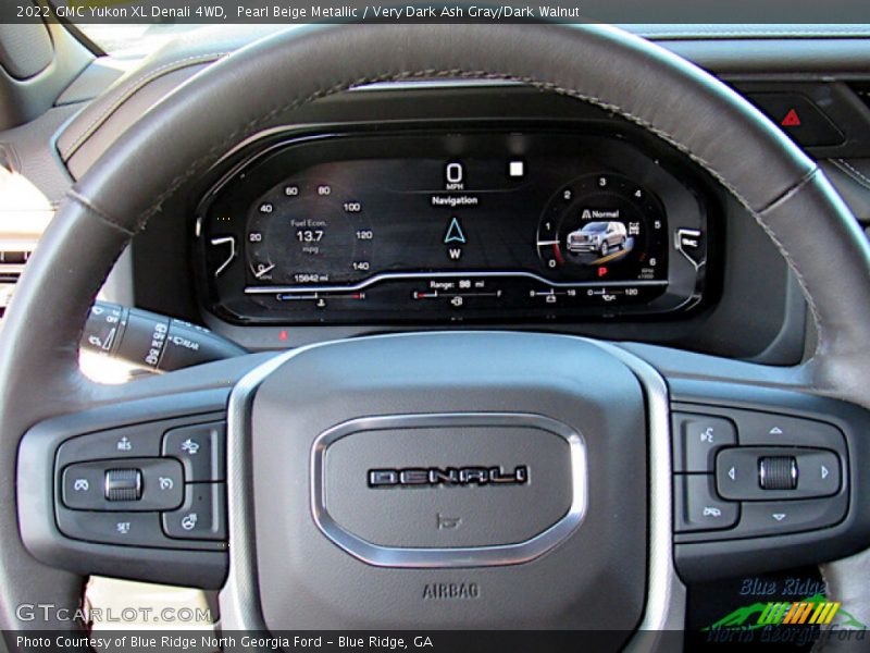 Pearl Beige Metallic / Very Dark Ash Gray/Dark Walnut 2022 GMC Yukon XL Denali 4WD