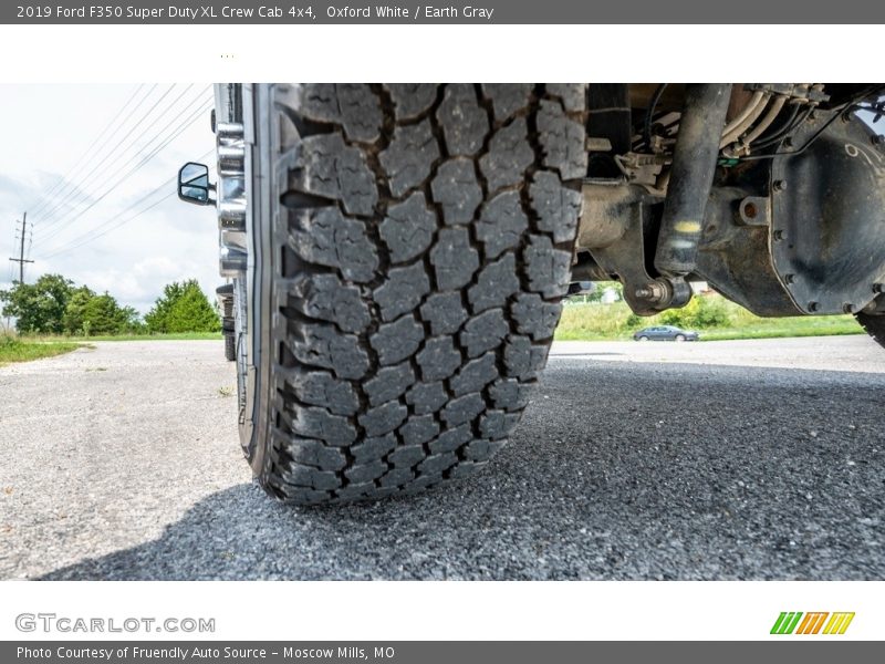 Oxford White / Earth Gray 2019 Ford F350 Super Duty XL Crew Cab 4x4