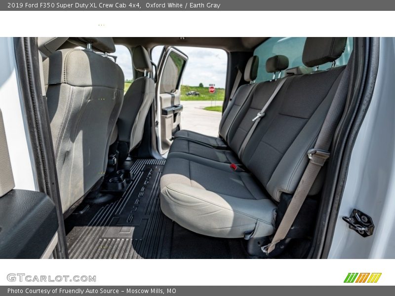 Oxford White / Earth Gray 2019 Ford F350 Super Duty XL Crew Cab 4x4