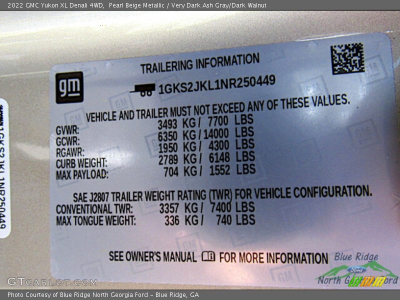 Pearl Beige Metallic / Very Dark Ash Gray/Dark Walnut 2022 GMC Yukon XL Denali 4WD